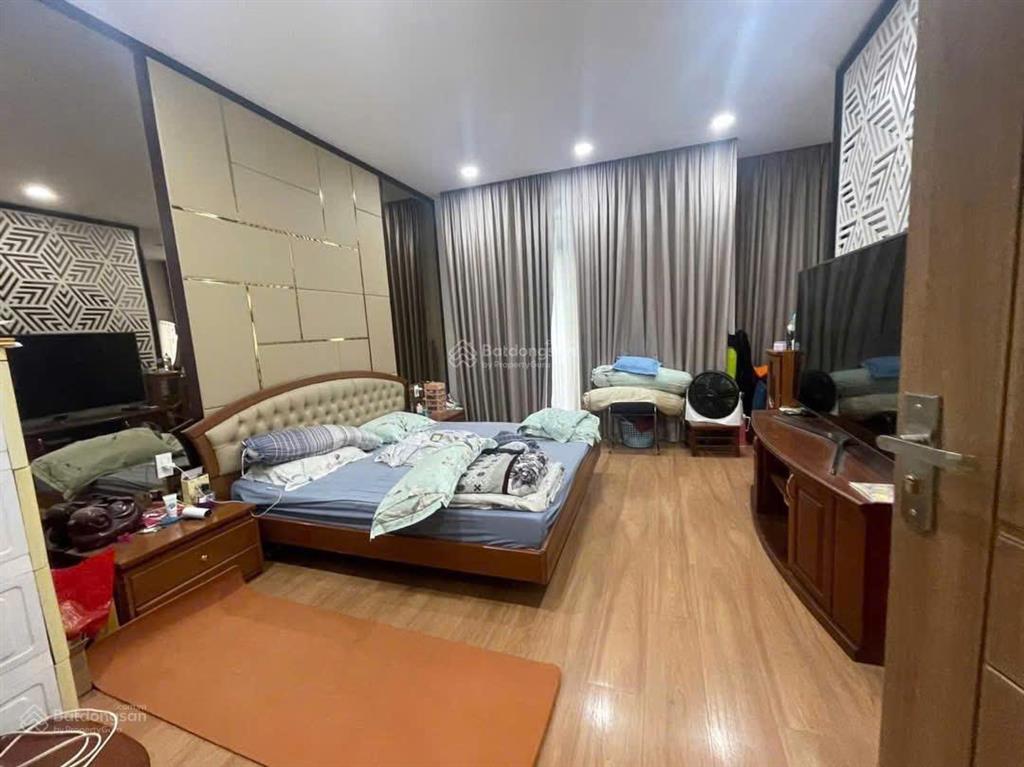 Bán nhà 3 tấm kiên cố đường lê văn chí, linh xuân, thủ đức, gần làng đại học 72,3m2/ 2tỷ890 còn tl