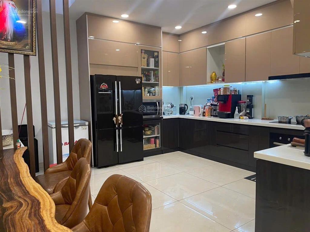 Bán nhà 3 tấm kiên cố đường lê văn chí, linh xuân, thủ đức, gần làng đại học 72,3m2/ 2tỷ890 còn tl