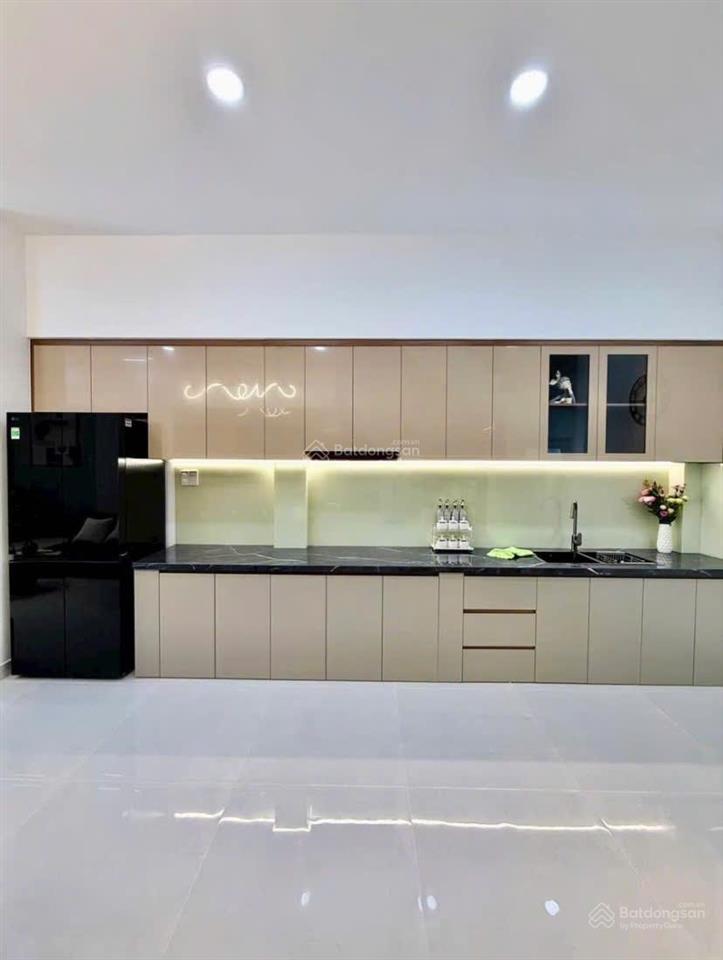 Bán nhanh nhà đường số 1, phú hữu, q9 nằm gần bên liên phường giá 2tỷ890 hđ thuê 20tr/tháng.