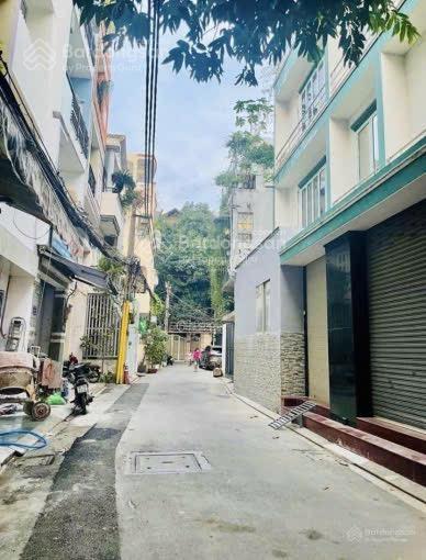Bán nhà trần phú  p4  q5. nhà cách chợ an đông 300m. 72,5m2/xe hơi tận nhà. cho thuê 26tr