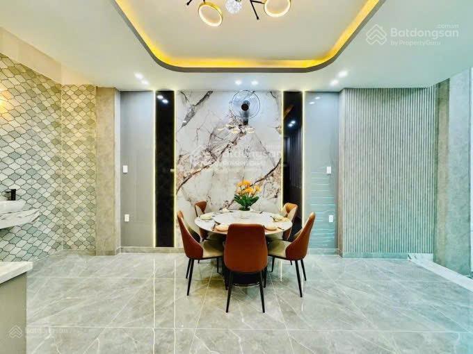 Bán nhà q6 đường phạm văn chí  p1 xe ôtô vào tới trong nhà 71,6m2 sẳn hđ cho thuê 19triệu