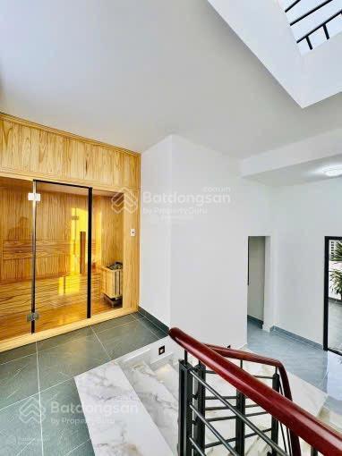 Bán nhà q6 đường phạm văn chí  p1 xe ôtô vào tới trong nhà 71,6m2 sẳn hđ cho thuê 19triệu