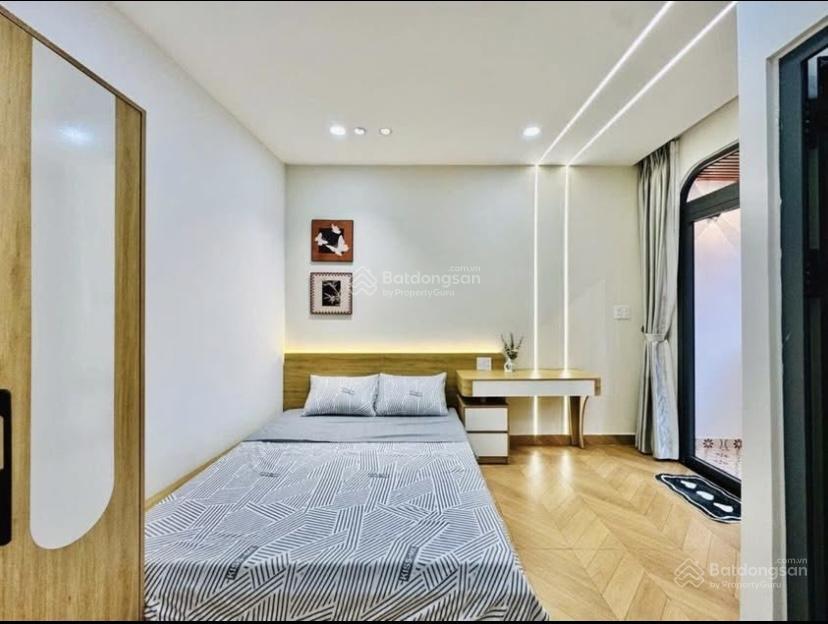 Chú cần bán nhà 1 trệt 1 lầu, 3pn, 4wc, trương quyền, võ thị sáu, q3, shr công chứng liền