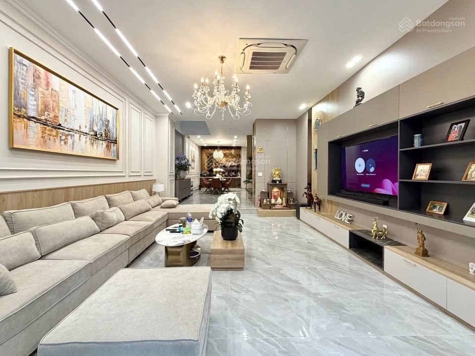 Khu mtnb phạm ngọc thạch, quận 3. dt 4,6x15m. công nhận 70.4m đang cho thuê 21 tr/thng