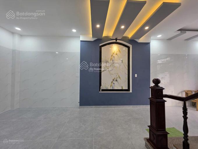Nhà đẹp trên đường sư vạn hạnh  q.10. 74,2m2 (5.3 x 14m) 3 lầu,  đang cho thuê 20tr/th