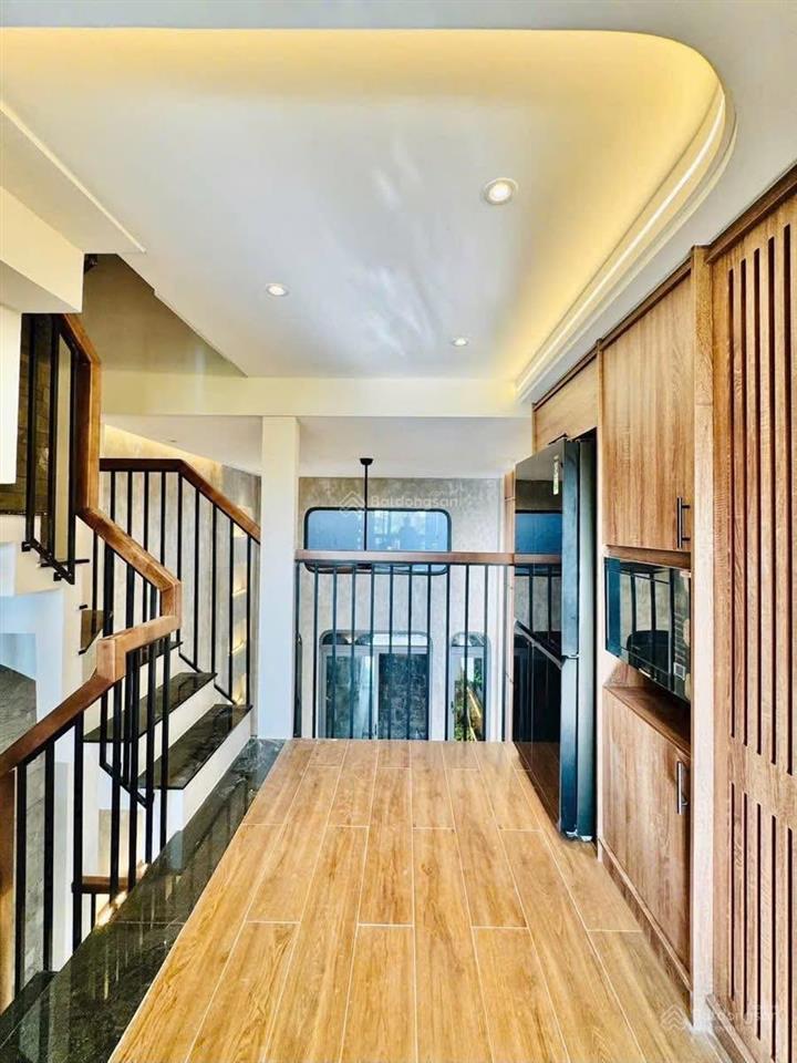 Bán nhà đường ôtô thông trần ngọc diện  q. 2 gần ga metro. dt 70,4m2 đang cho thuê 18tr/th