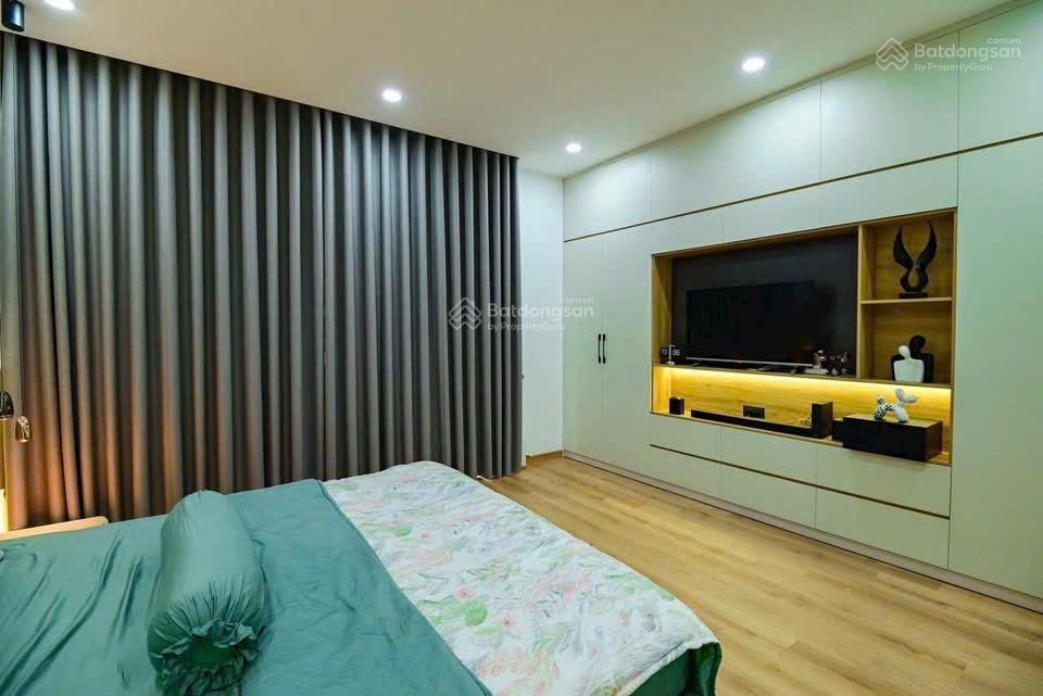Chú thực bán nhà 71,2m2 đang cho thuê 26tr, đường thông ôtô. nguyễn huy tự  đa kao  quận 1