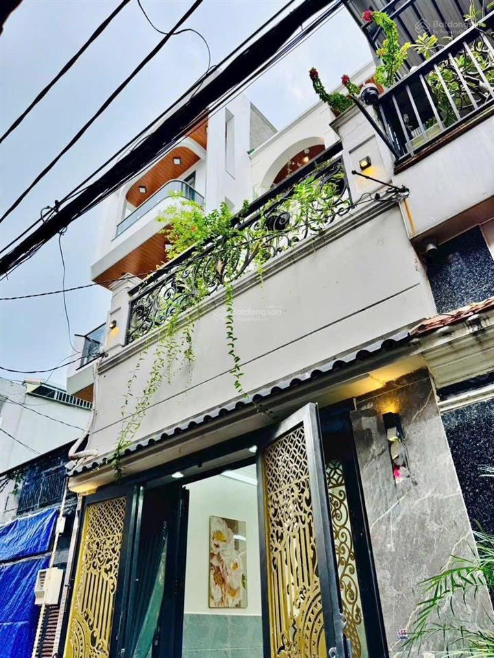 Khu vip mtnb phạm ngọc thạch, quận 3. dt 4,6x15m. công nhận 69m2/3tỷ050 đang cho thuê 21tr/th