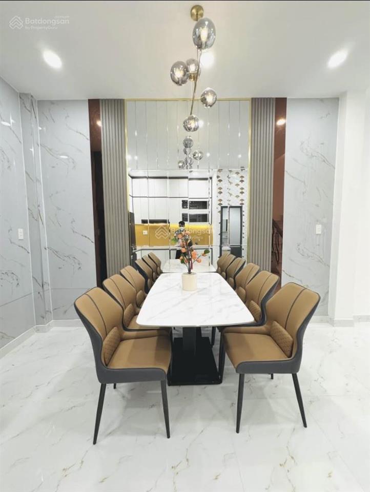 Nhà đẹp 3 tấm kiên cố, phường 12, quận 10, hẻm xh thông ra 3/2, thành thái, 3tỷ330/72,2m2(5mx14,4m)