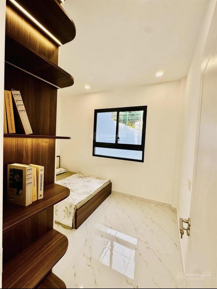 Nhà đẹp 3 tấm kiên cố, phường 12, quận 10, hẻm xh thông ra 3/2, thành thái, 3tỷ330/72,2m2(5mx14,4m)