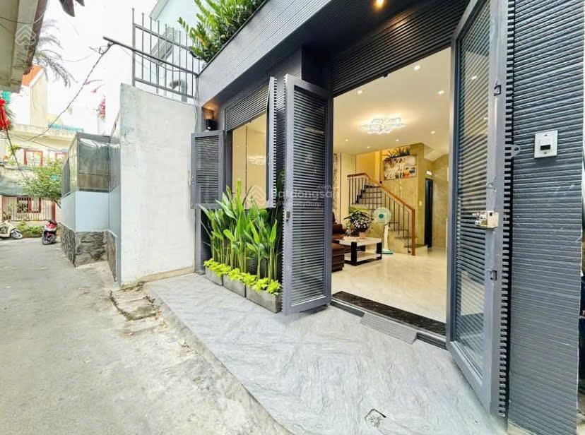 Bán nhà xô viết nghệ tĩnh, p.21, bình thạnh gần ngã tư hàng xanh. 2tỷ840 đang cho thuê 19tr/th