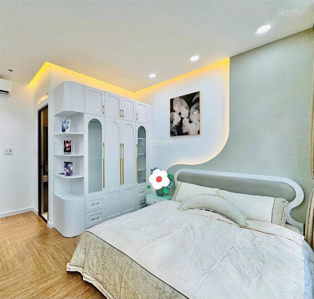 Bán nhanh nhà trần huy liệu  p11  phú nhuận gần bệnh viện an sinh. 78m2, đang cho thuê 20tr