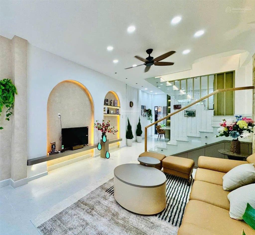 Bán nhanh nhà trần huy liệu  p11  phú nhuận gần bệnh viện an sinh. 78m2, đang cho thuê 20tr