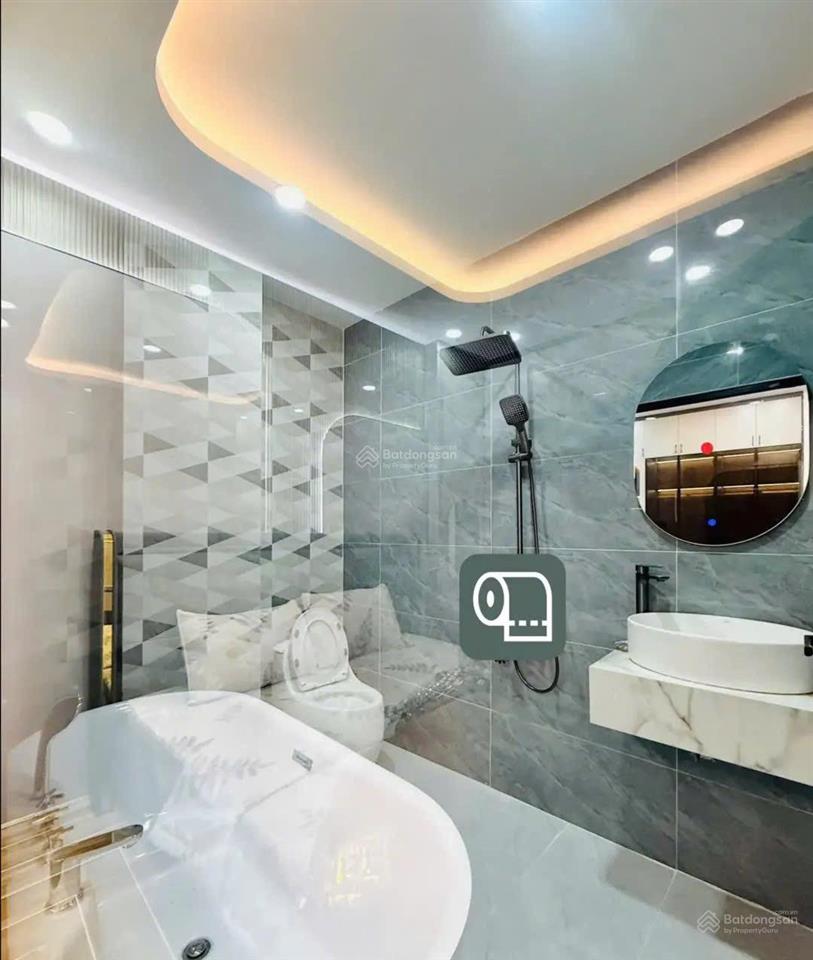 Chú phong bán gấp nhà nguyễn thị minh khai  bến nghé  quận 1 68m2 sẵn cho thuê 24triệu/tháng