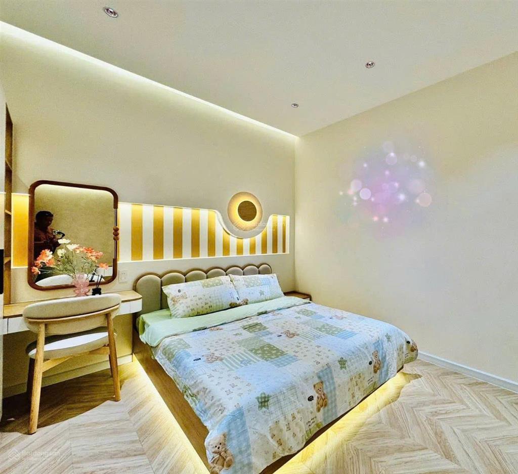 Bán gấp nhà huỳnh mẫn đạt, p5, q5(cũ) phường an đông mới gần chợ an đông 76,8m2 hđ 22tr/tháng