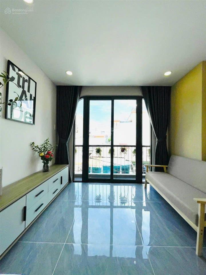 Trần thiện chánh  p.12  q.10, 1trệt  1lầu  gara ôtô. đang cho thuê 19tr/th