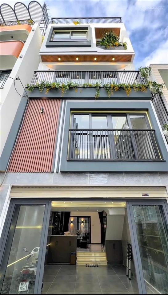 Bán gấp nhà nguyễn biểu  q5 sát bên q1 đường thông trần hưng đạo. 77m2/3 tỷ đang cho thuê 20tr