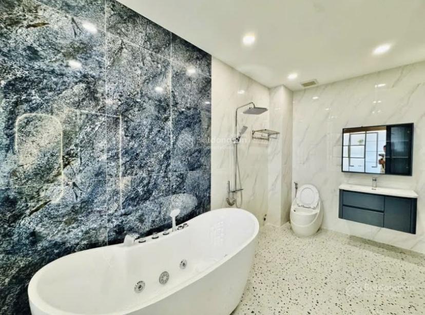 Bán nhà hẻm 7m ngô thời nhiệm q.3 gần bệnh viện da liễu. 3 tỷ 500 đang cho thuê 23 triệu/tháng