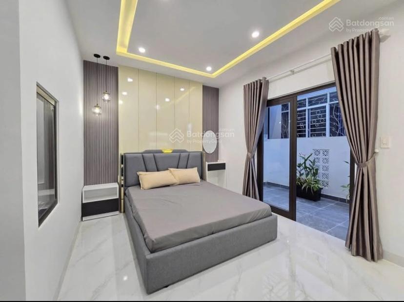 Nhanh tay kẻo hết căn nhà vừa nhận  nguyễn đình chiểu, phú nhuận nhà 3 lầu shr, hẻm 5m