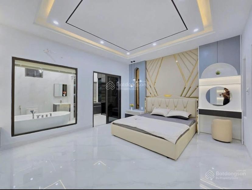 Nhanh tay kẻo hết căn nhà vừa nhận  nguyễn đình chiểu, phú nhuận nhà 3 lầu shr, hẻm 5m