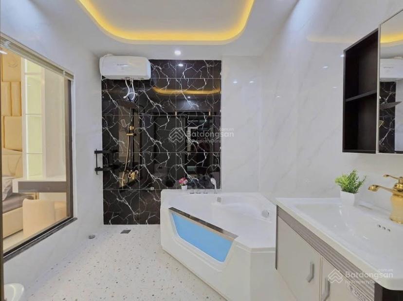Nhanh tay kẻo hết căn nhà vừa nhận  nguyễn đình chiểu, phú nhuận nhà 3 lầu shr, hẻm 5m