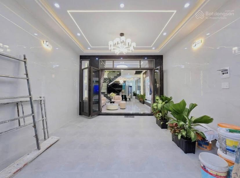 Nhanh tay kẻo hết căn nhà vừa nhận  nguyễn đình chiểu, phú nhuận nhà 3 lầu shr, hẻm 5m