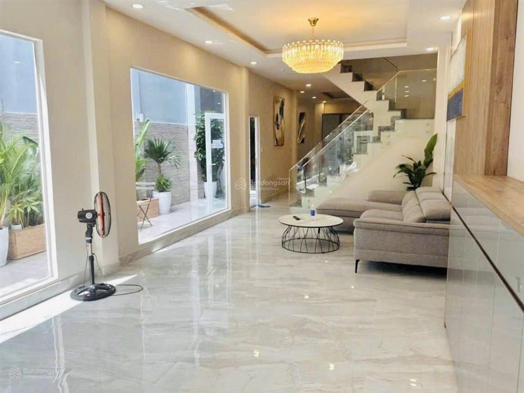 Bán nhà lê thị riêng, q1 gần ngã sáu phù đổng, nhà 4 tấm kiên cố, không quy hoạch lộ giới