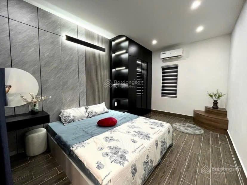 Tôi bán nhà 72m2 đang cho thuê 17 triệu/tháng. đường lý nam đế  p. 7  q. 11 gần lotte mart