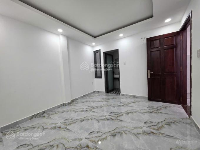 Nhà đẹp trên đường sư vạn hạnh  q.10. 74,2m2 (5.3 x 14m) 3 lầu, đang cho thuê 20tr/th
