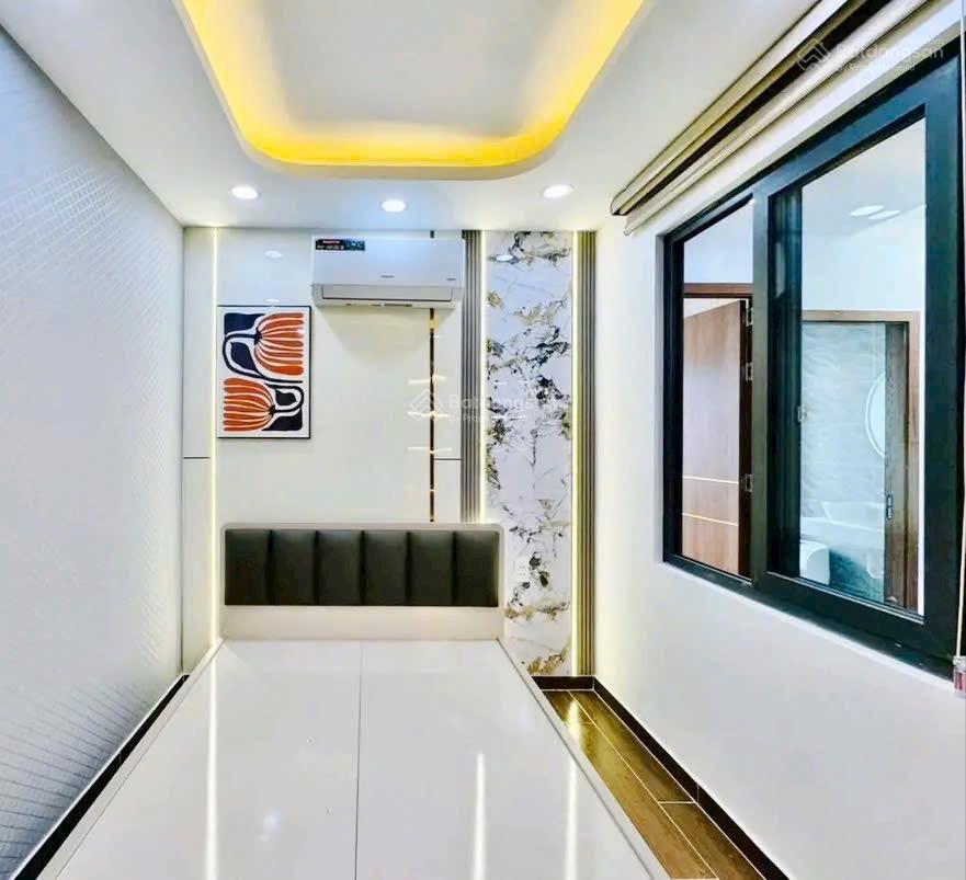 Bán gần chợ bà chiểu dt lớn 80,2m2 đường thông 2 ôtô,  hđ thuê 23tr/th hoàng hoa thám, p7, bt