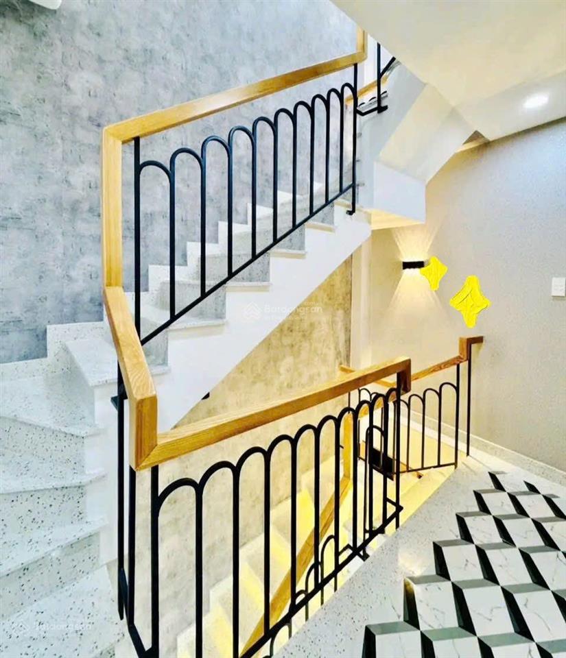 Bán gần chợ bà chiểu dt lớn 80,2m2 đường thông 2 ôtô,  hđ thuê 23tr/th hoàng hoa thám, p7, bt