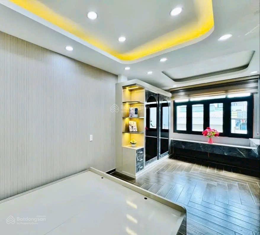 Bán gần chợ bà chiểu dt lớn 80,2m2 đường thông 2 ôtô,  hđ thuê 23tr/th hoàng hoa thám, p7, bt