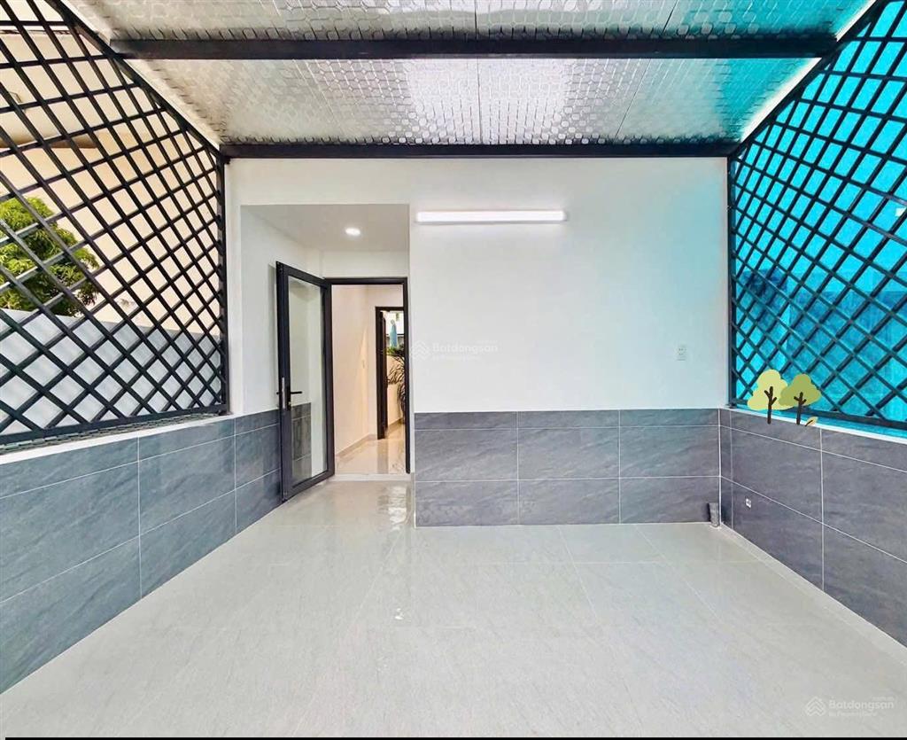 Bán gấp nhà trần nhật duật, tân định, q. 1, 71m2/3tỷ900 đang cho thuê 30tr/tháng gần bên chợ tđ