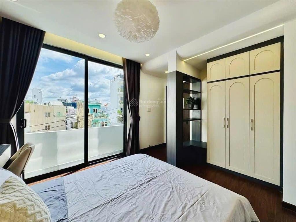 Cô phượng bán gấp nhà nguyễn hiền  phường 4  quận 3. dt 71m2 sẵn cho thuê 24triệu/tháng