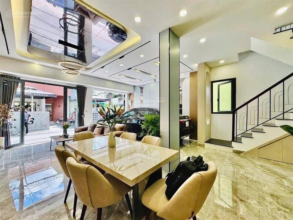 Cô phượng bán gấp nhà nguyễn hiền  phường 4  quận 3. dt 71m2 sẵn cho thuê 24triệu/tháng