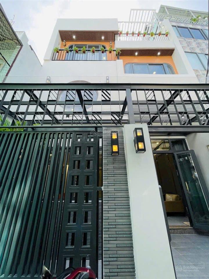 Trần thiện chánh, p12, q10, 1trệt, 1lầu, gara ôtô. nhà btct kiên cố, 3tỷ500 đang cho thuê 19tr/th