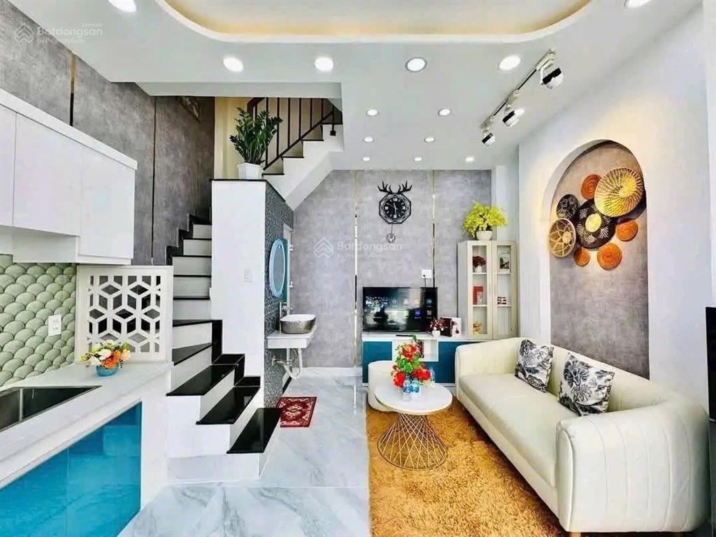 Tôi bán nhà 72m2/3tỷ100 đang cho thuê 17 triệu/tháng. đường lý nam đế  p7  q11 gần lotte mart