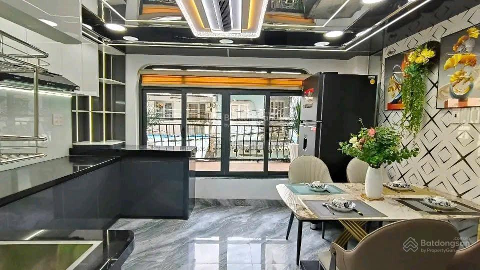Siêu phẩm xe hơi ngủ trong nhà trần quang diệu  q3 (4,8mx15,1m)72,6m2 đang cho thuê 23tr/th