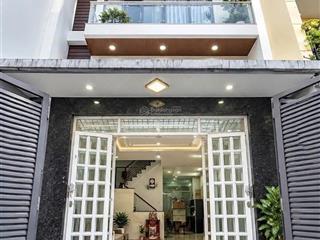 Chú phụng lớn tuổi bán nhà lê quang sung, q6 nhà gần thcs hậu giang. dt 72m2 sẵn hđ thuê 18tr