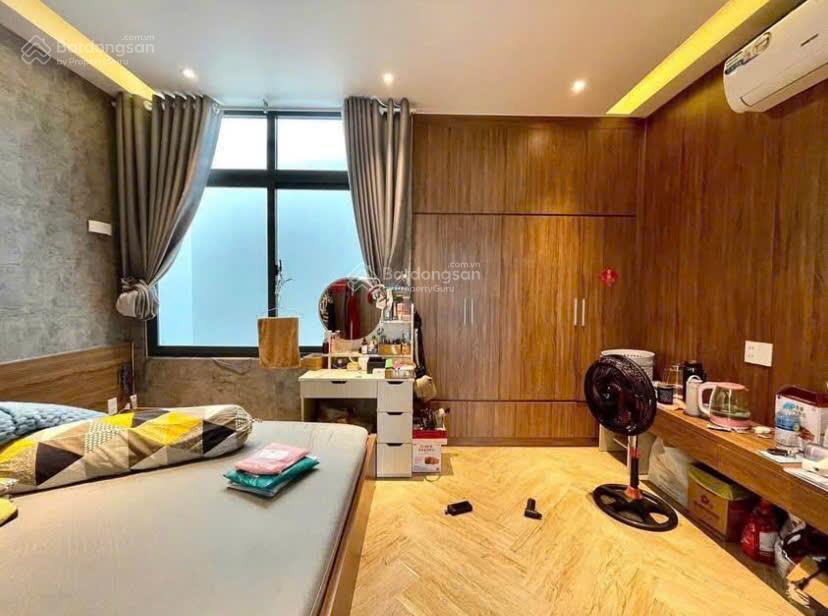 Bán nhà đường lê văn sỹ  p.14  quận 3 71m2. ngang lớn 5m gần cầu lê văn sỹ