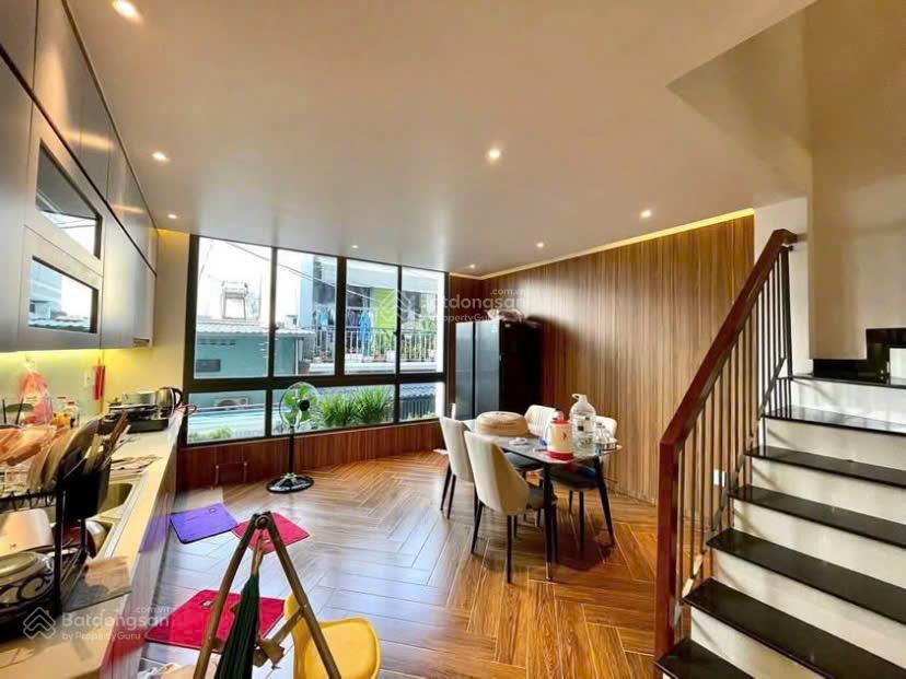 Bán nhà đường lê văn sỹ  p.14  quận 3 71m2. ngang lớn 5m gần cầu lê văn sỹ