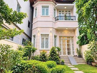 Tôi bán nhà đường 6m thông 2 ôtô, nhà sân vườn trần hưng đạo, q1. dt 69m2 sẵn hđ thuê 24tr