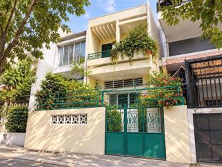 Chính chủ muốn bán gấp nhà lê văn sỹ, q3 cách chợ nguyễn văn trỗi 200m. 68,3m2 cho thuê 19tr