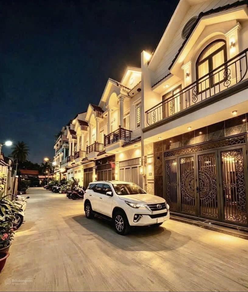 Cô mùi cần vốn đầu tư muốn bán nhanh nhà 71m2/3tỷ35 vĩnh khánh, quận 4 gần tiểu học nguyễn văn trỗi