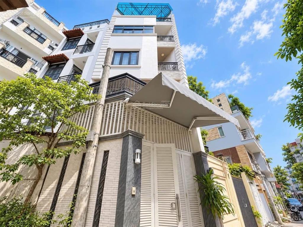 Cần bán nhà đường bàn cờ  q3, gần chợ, trạm y tế, dt 72m2 giá full không phát sinh
