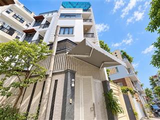 Cần bán nhà đường bàn cờ  q3, gần chợ, trạm y tế, dt 72m2 giá full không phát sinh