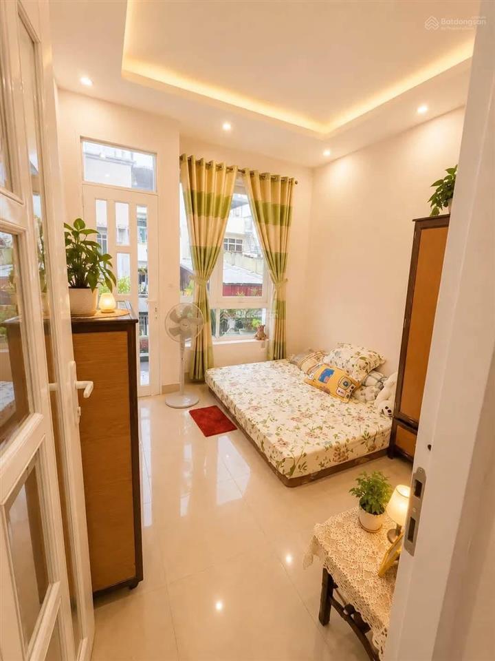 Dì bình bán nhà đường lê đại hành, q. 11 gần bệnh viện chợ rẫy. nhà 71m2/2tỷ780 cho thuê 20tr/tháng