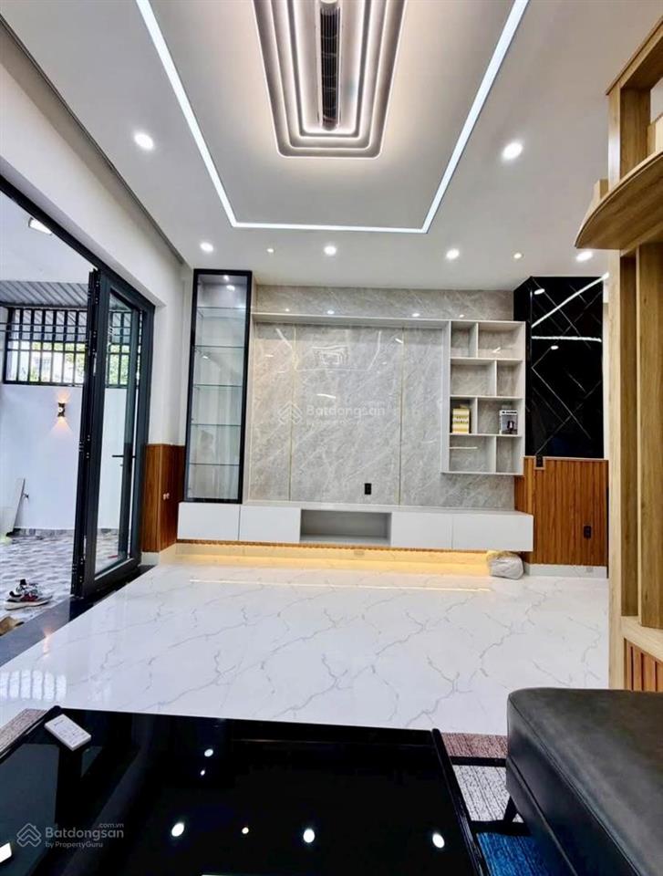 Chính chủ bán nhà mặt tiền đường 3/2, p. 12 (cũ), q. 11, 78,3m2. gần bên lotte mart q. 11