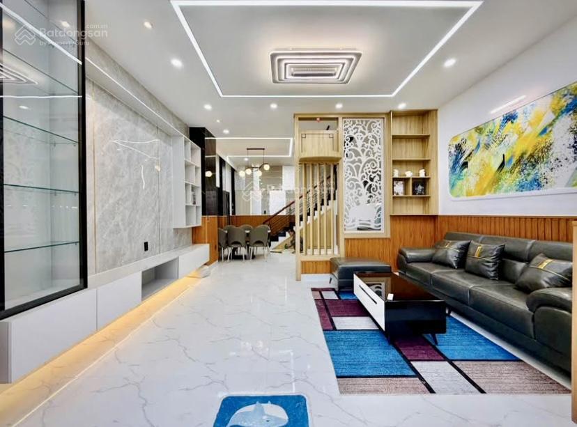 Chính chủ bán nhà mặt tiền đường 3/2, p. 12 (cũ), q. 11, 78,3m2. gần bên lotte mart q. 11