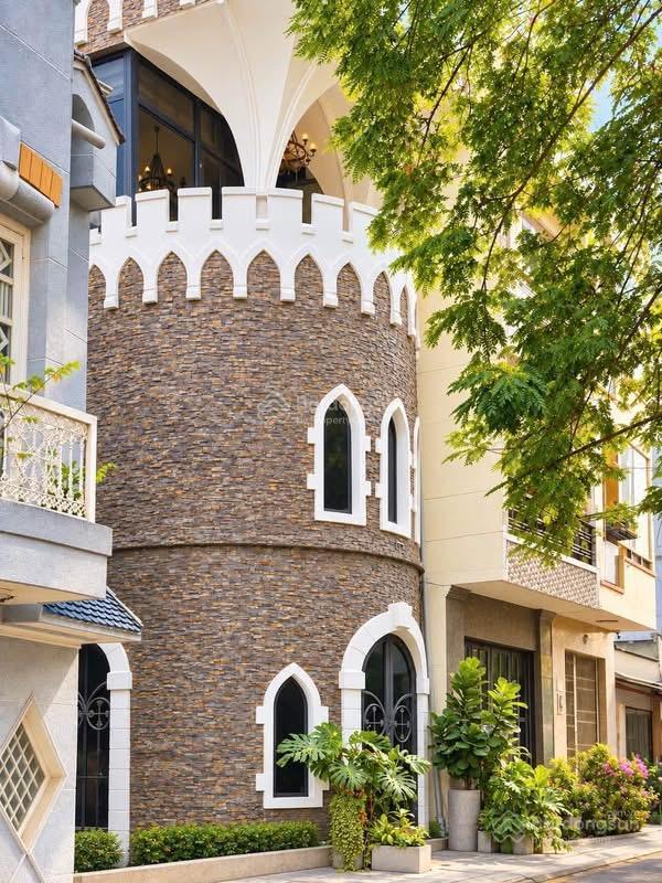 Villa châu âu 2 mt hẻm xe hơi di chuyển thoải mái. dt 58m2 chu văn an  p22  bình thạnh